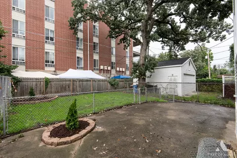 Exterior - 2610 E 74th Pl, Chicago, IL 60649 photo 6 of 6