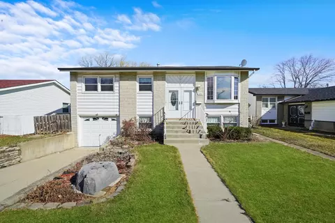 682 Debra Dr, Des Plaines, IL 60016