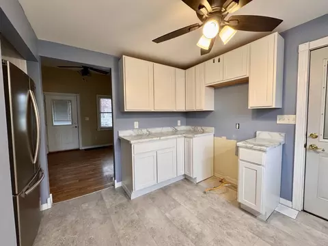 509 Squires Ave, Dixon, IL 61021 photo 5
