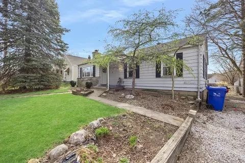 632 E Toledo Ave, Peoria Heights, IL 61616