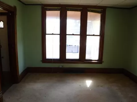 Living - Undisclosed, Chicago, IL 60620 photo 1 of 4