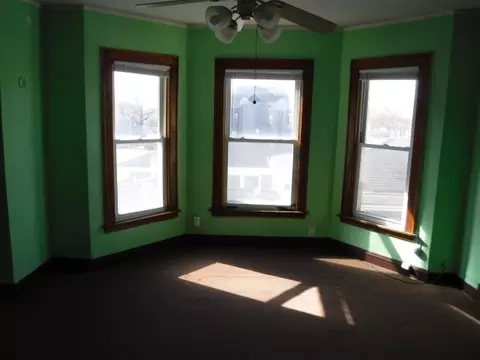 Living - Undisclosed, Chicago, IL 60620 photo 4 of 4