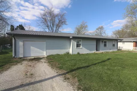 Other - 1029 Jemima St, Clinton, IL 61727 photo 2 of 7