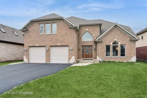 1533 S Douglas Ave, Arlington Heights, IL 60005