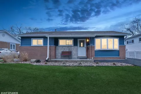 6655 165th St, Tinley Park, IL 60477