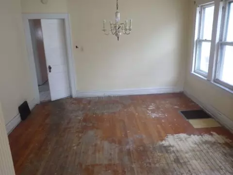 Living - 620 W 111th St, Chicago, IL 60628 photo 2 of 2