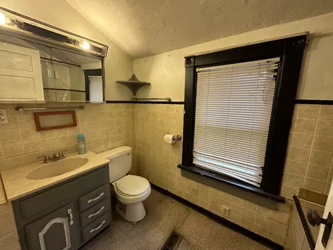 411 W Park St, Morrison, IL 61270 photo 17