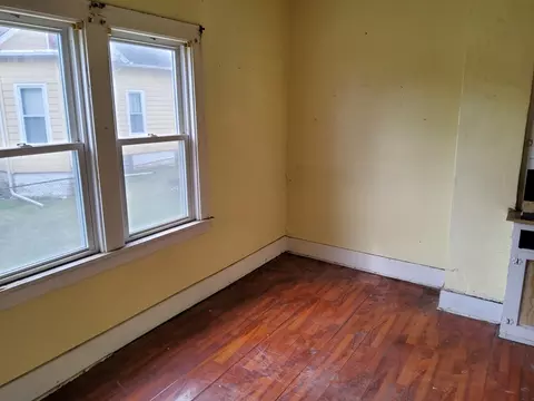 Bedroom - 304 S Eastern Ave, Joliet, IL 60433 photo 10 of 16