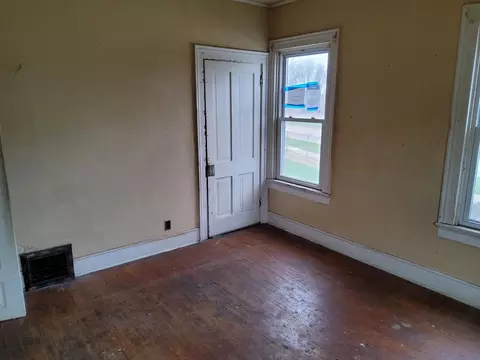 Bedroom - 304 S Eastern Ave, Joliet, IL 60433 photo 4 of 16