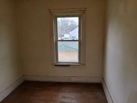 Bedroom - 304 S Eastern Ave, Joliet, IL 60433 photo 16 of 16