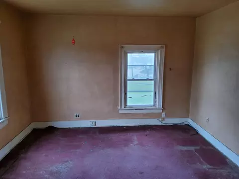 Bedroom - 304 S Eastern Ave, Joliet, IL 60433 photo 13 of 16