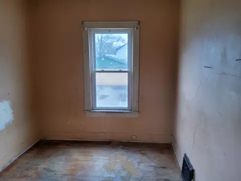 Bedroom - 304 S Eastern Ave, Joliet, IL 60433 photo 8 of 16