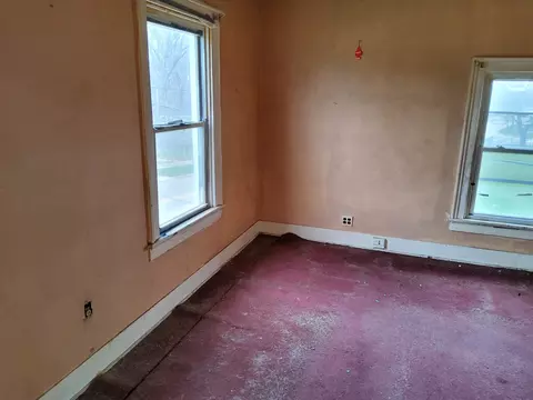 Bedroom - 304 S Eastern Ave, Joliet, IL 60433 photo 14 of 16