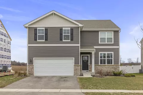 2021 Winterberry Trl, Wonder Lake, IL 60097
