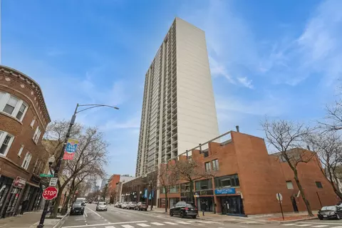 1636 N Wells Ave #2602, Chicago, IL 60614