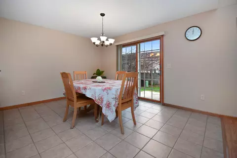 Dining - 2884 Bear Claw St, Normal, IL 61761 photo 5 of 5
