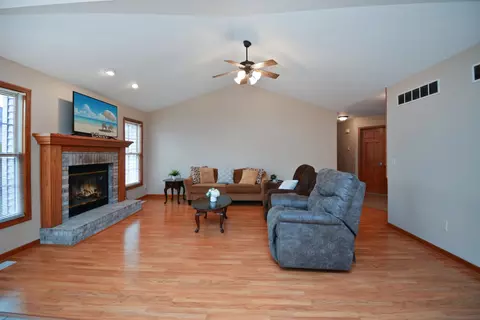 Living - 2884 Bear Claw St, Normal, IL 61761 photo 4 of 10