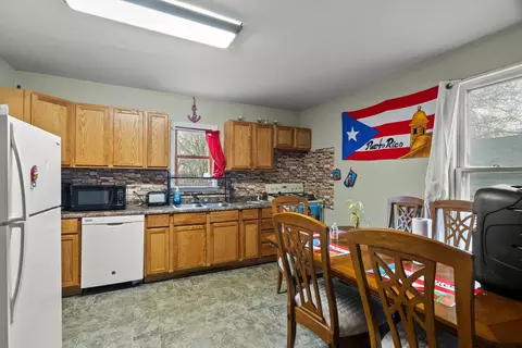 Kitchen - 970 Front St, Aurora, IL 60505 photo 1 of 1