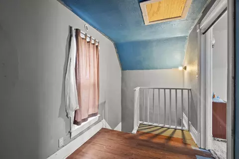 Entry Way - 970 Front St, Aurora, IL 60505 photo 1 of 1