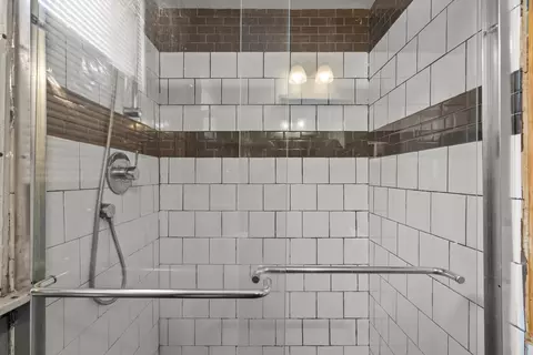 Bath - 970 Front St, Aurora, IL 60505 photo 2 of 2