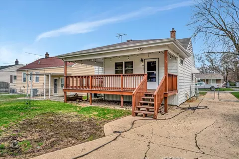 Exterior - 3108 Sangamon St, Steger, IL 60475 photo 4 of 4