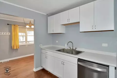 Kitchen - 3108 Sangamon St, Steger, IL 60475 photo 2 of 3
