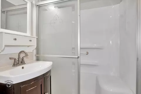 Bath - 3108 Sangamon St, Steger, IL 60475 photo 2 of 2