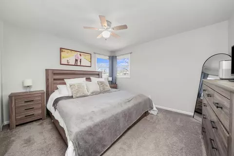 Bedroom - 4814 Paulsen St, Mchenry, IL 60051 photo 1 of 4