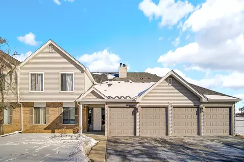 7050 Remington Ct #102, Woodridge, IL 60517