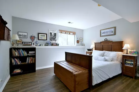 Bedroom - 1144 Modaff Rd, Naperville, IL 60540 photo 1 of 10