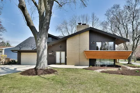 Exterior - 1144 Modaff Rd, Naperville, IL 60540 photo 2 of 8