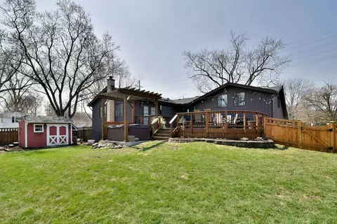 Exterior - 1144 Modaff Rd, Naperville, IL 60540 photo 3 of 8