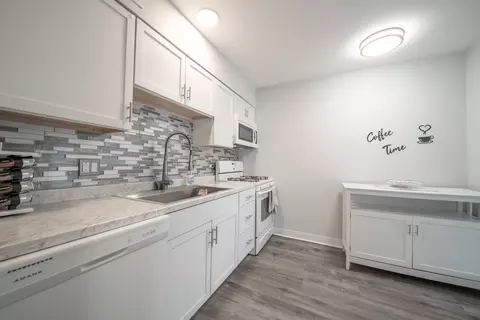 5200 Carriageway Dr #324, Rolling Meadows, IL 60008 photo 8