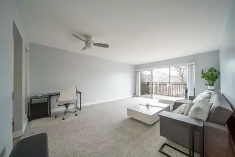 5200 Carriageway Dr #324, Rolling Meadows, IL 60008 photo 9
