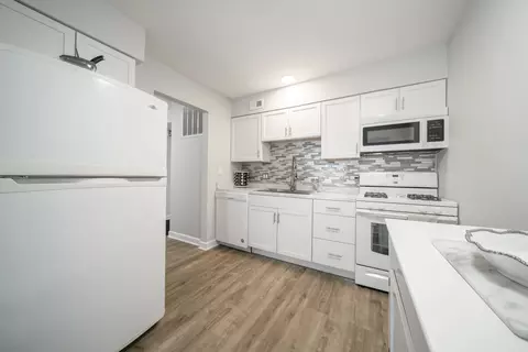 5200 Carriageway Dr #324, Rolling Meadows, IL 60008 photo 7