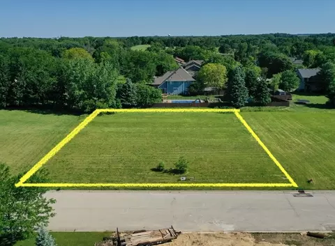 711 Independence Ave, Sycamore, IL 60178