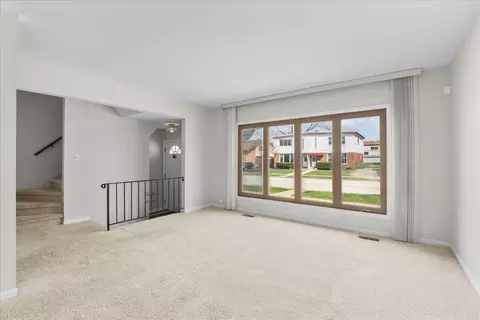 Living - 8955 Lyons St, Des Plaines, IL 60016 photo 3 of 3
