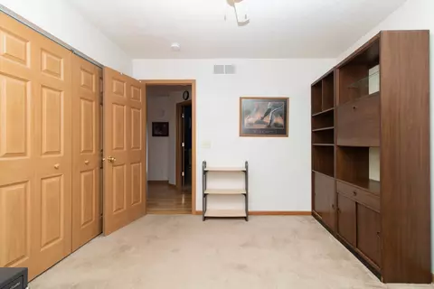 Bedroom - 708 E Bissell St, Bloomington, IL 61701 photo 4 of 7