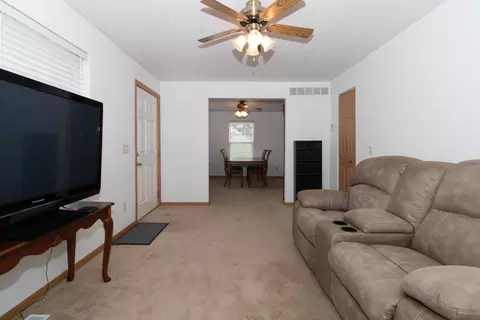 Living - 708 E Bissell St, Bloomington, IL 61701 photo 2 of 3