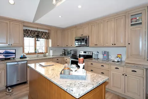 274 N School St, Braidwood, IL 60408 photo 8
