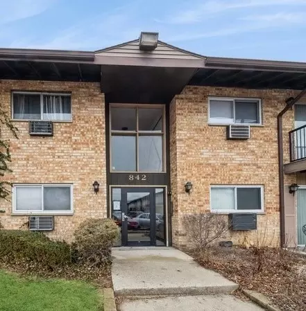 842 Old Willow Rd #206, Prospect Heights, IL 60070