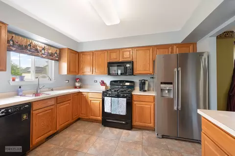 5512 Stonybrook Dr, Plainfield, IL 60586 photo 14