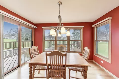 Dining - 1606 Beech St, Spring Grove, IL 60081 photo 1 of 1