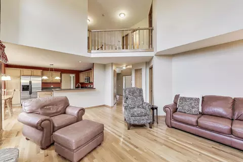 Living - 1606 Beech St, Spring Grove, IL 60081 photo 8 of 8