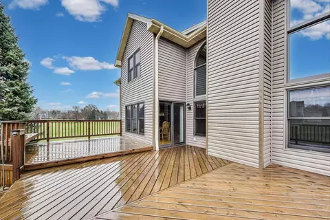 Exterior - 1606 Beech St, Spring Grove, IL 60081 photo 2 of 5