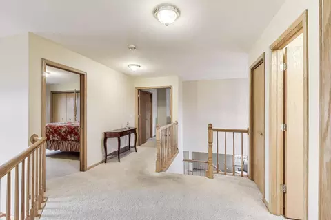 Entry Way - 1606 Beech St, Spring Grove, IL 60081 photo 2 of 3