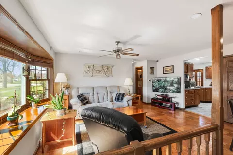 2602 Fulle St, Rolling Meadows, IL 60008 photo 5