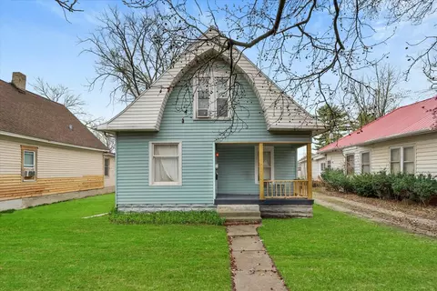 402 S Cottage Grove Ave, Urbana, IL 61802
