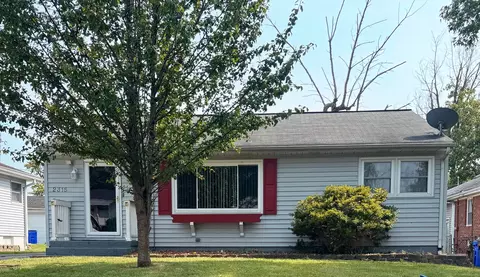 2315 W Hunt St, Decatur, IL 62526