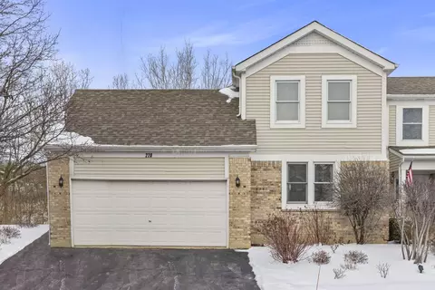 220 Haber Ct #220, Cary, IL 60013
